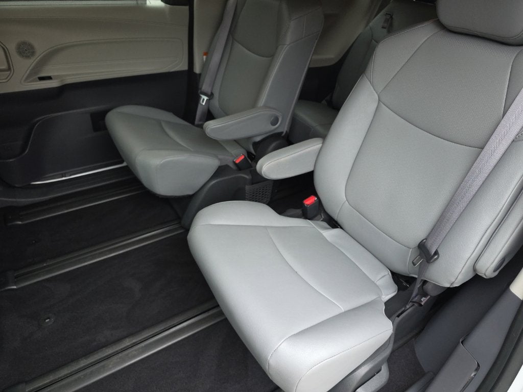 2024 Toyota Sienna XLE 7 Passenger