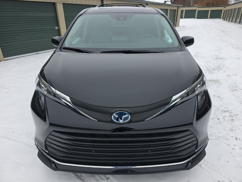 2024 Toyota Sienna XLE 7 Passenger