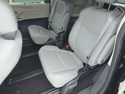 2024 Toyota Sienna XLE 7 Passenger