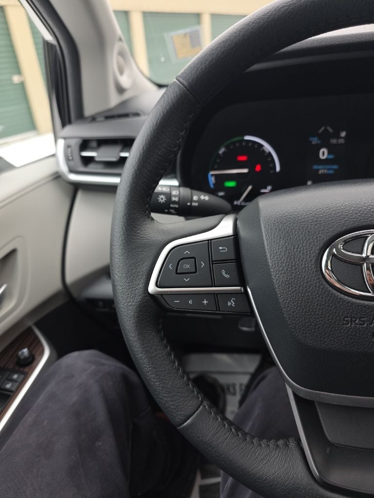 2024 Toyota Sienna XLE 7 Passenger