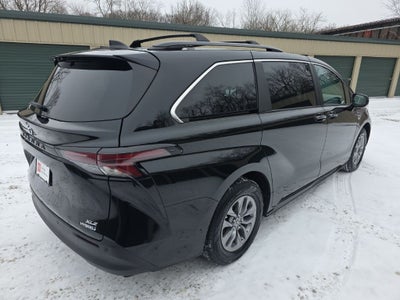 2024 Toyota Sienna XLE 7 Passenger