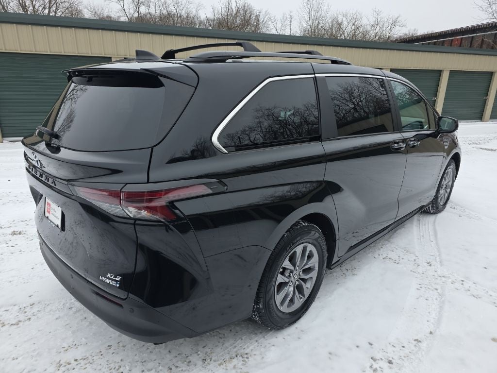 2024 Toyota Sienna XLE 7 Passenger