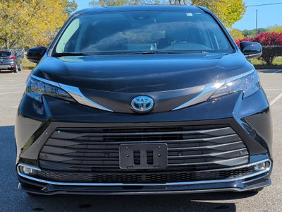 2024 Toyota Sienna XLE 7 Passenger