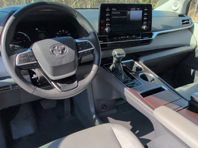 2024 Toyota Sienna XLE 7 Passenger