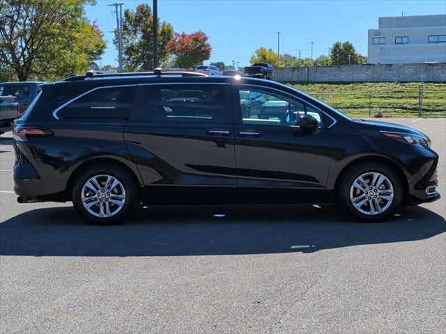 2024 Toyota Sienna XLE 7 Passenger