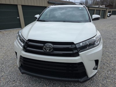 2018 Toyota Highlander SE