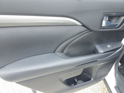 2018 Toyota Highlander SE