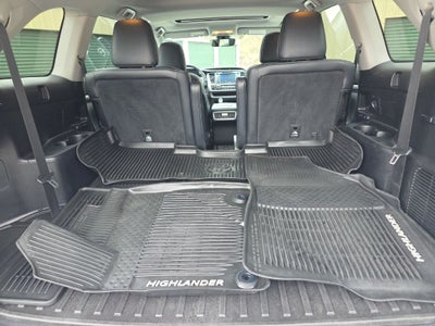 2018 Toyota Highlander SE