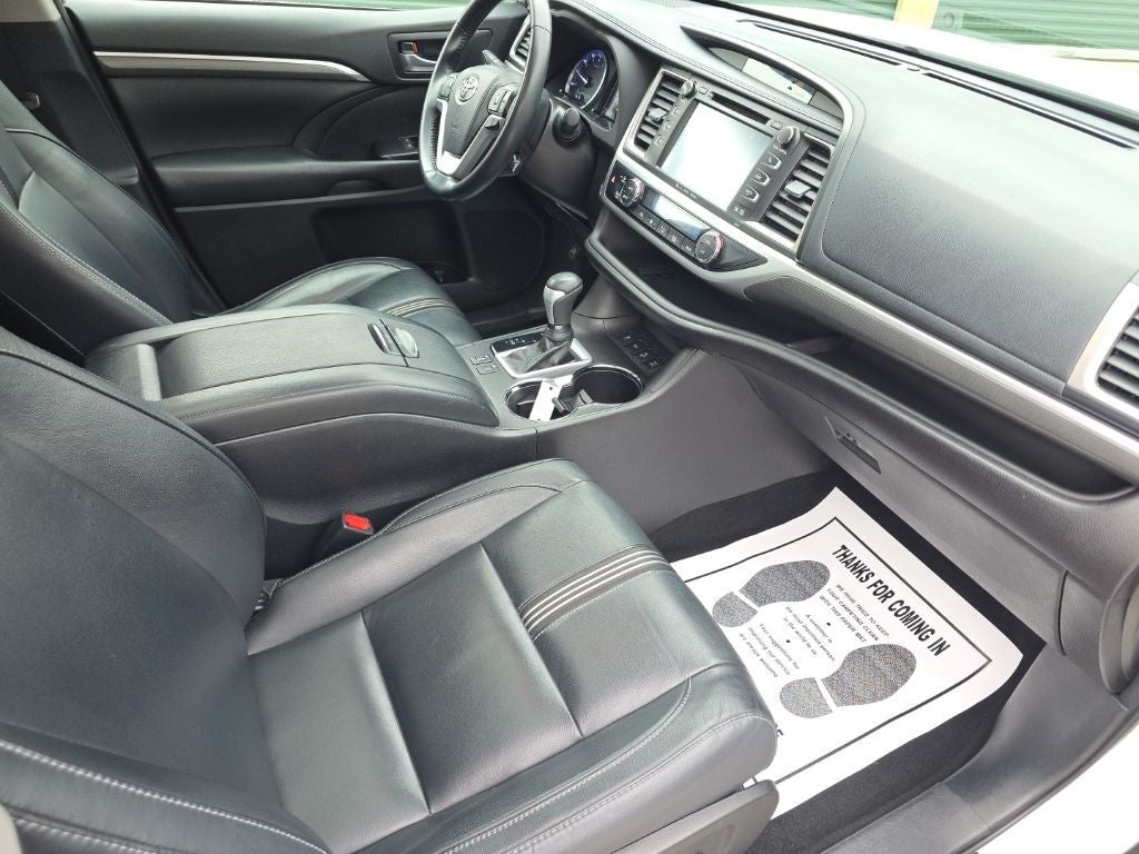 2018 Toyota Highlander SE