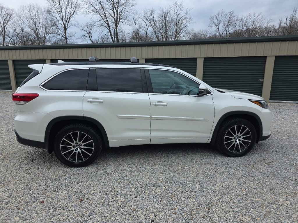 2018 Toyota Highlander SE