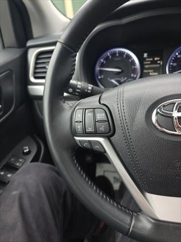 2018 Toyota Highlander SE