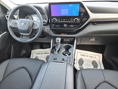 2026 Toyota Highlander Hybrid XLE