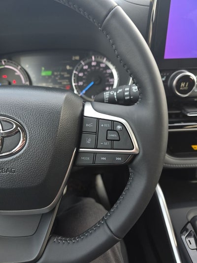 2026 Toyota Highlander Hybrid XLE