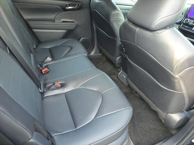 2026 Toyota Highlander Hybrid XLE