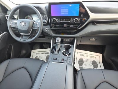 2026 Toyota Highlander Hybrid XLE