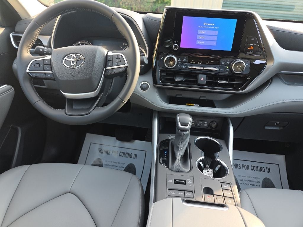 2024 Toyota Highlander XLE