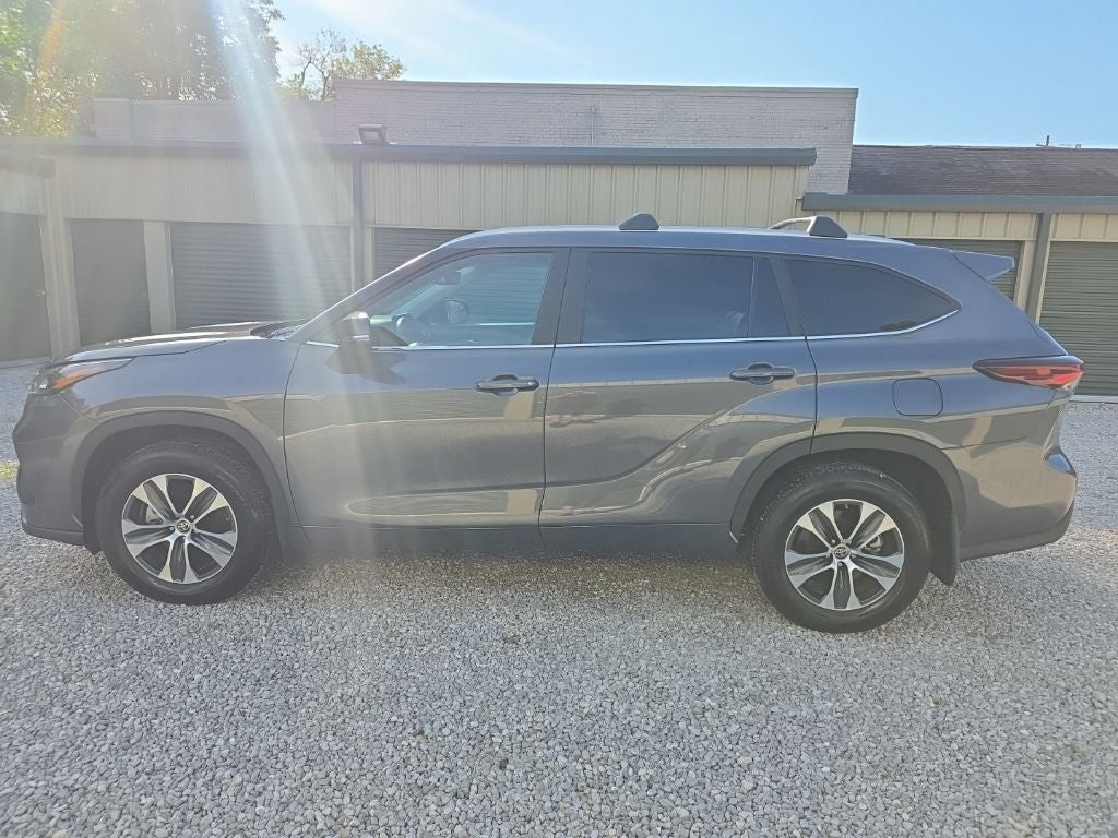 2024 Toyota Highlander XLE