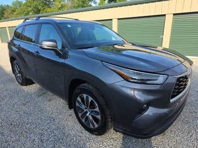 2024 Toyota Highlander XLE
