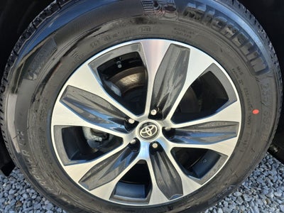 2026 Toyota Highlander XLE