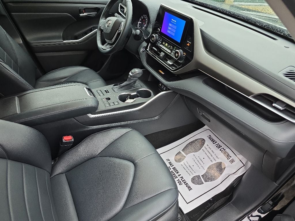 2023 Toyota Highlander XLE