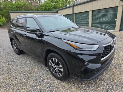 2023 Toyota Highlander XLE