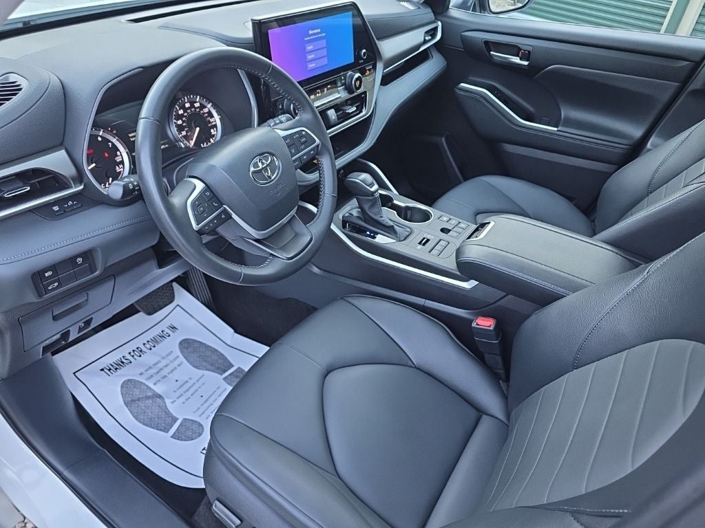 2024 Toyota Highlander XLE