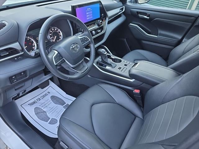 2024 Toyota Highlander XLE