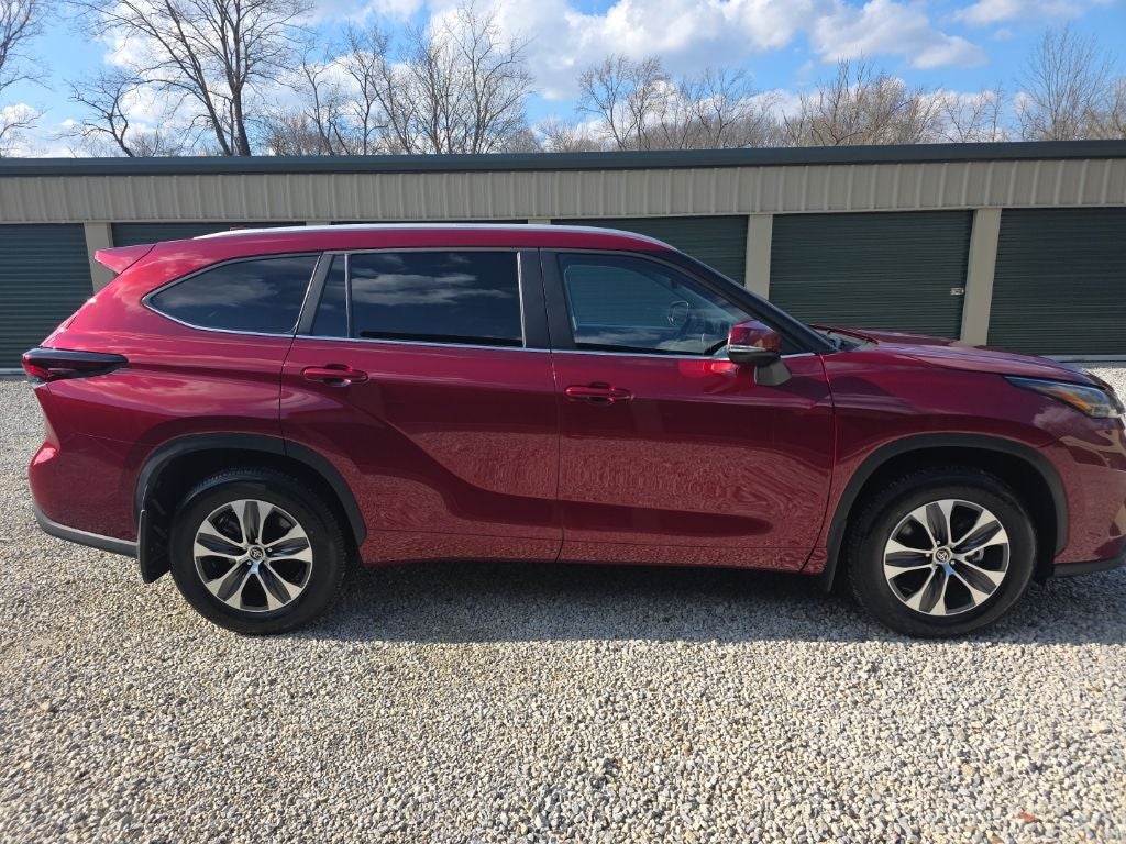 2026 Toyota Highlander XLE