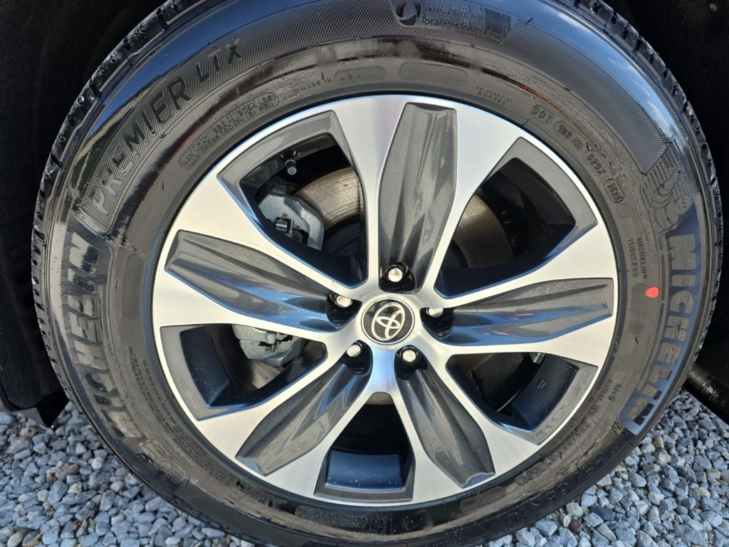 2026 Toyota Highlander XLE