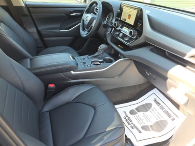 2026 Toyota Highlander XLE