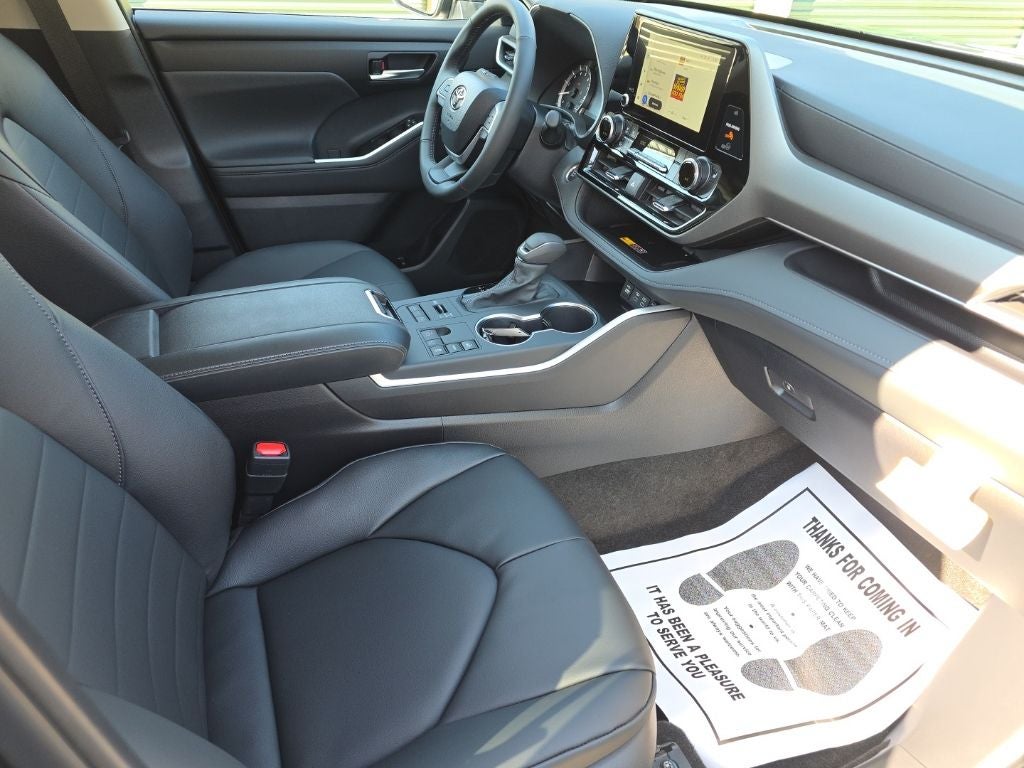 2026 Toyota Highlander XLE