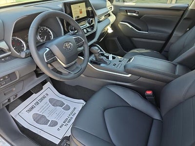 2026 Toyota Highlander XLE
