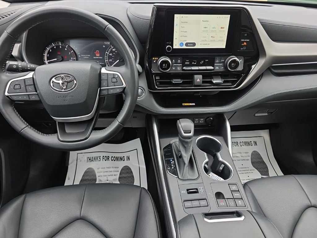 2023 Toyota Highlander XLE