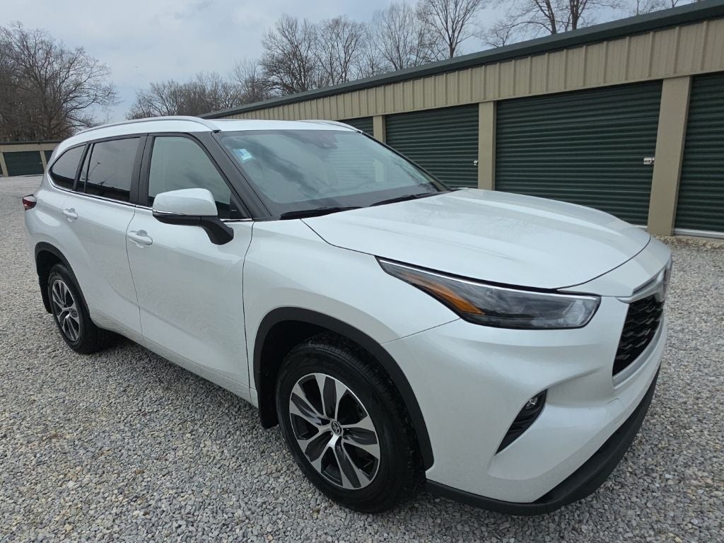 2023 Toyota Highlander XLE
