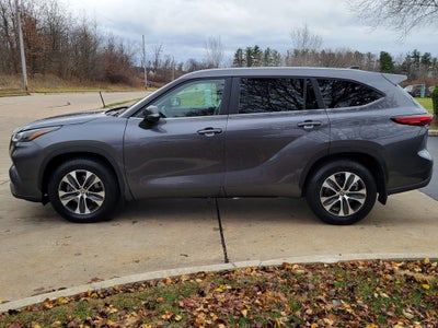 2023 Toyota Highlander XLE