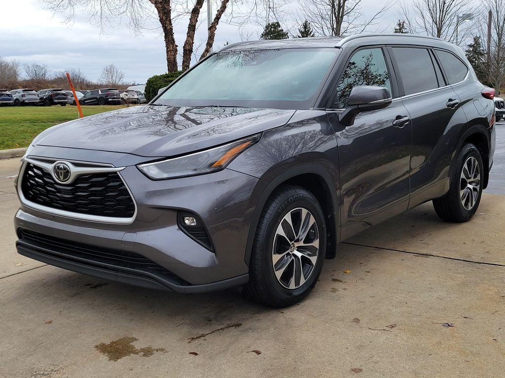 2023 Toyota Highlander XLE