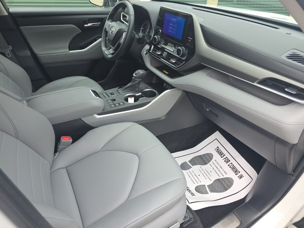 2023 Toyota Highlander XLE