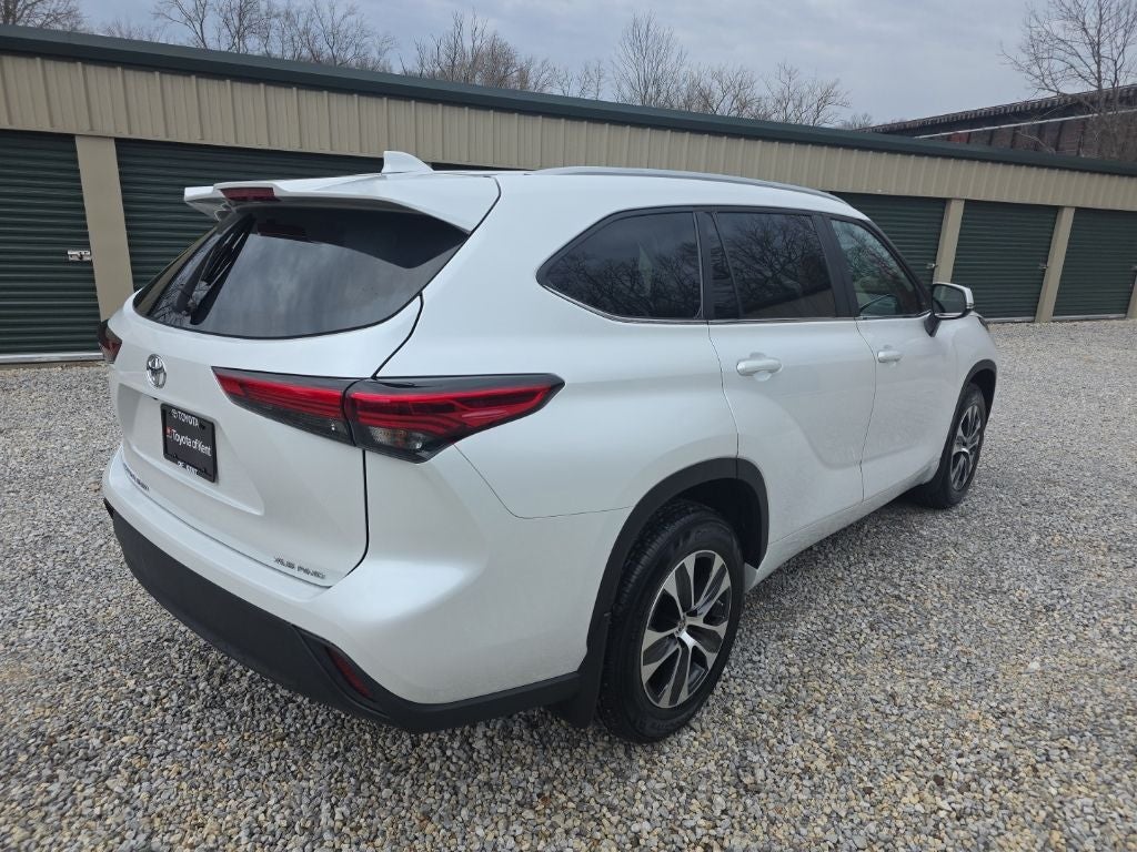 2023 Toyota Highlander XLE