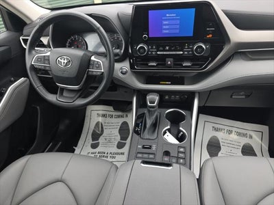 2023 Toyota Highlander XLE