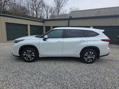 2023 Toyota Highlander XLE