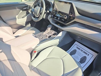 2024 Toyota Highlander XLE
