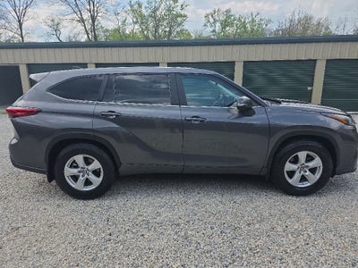 2024 Toyota Highlander LE