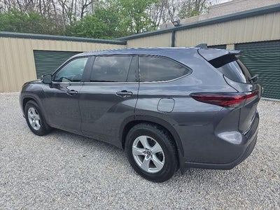 2024 Toyota Highlander LE