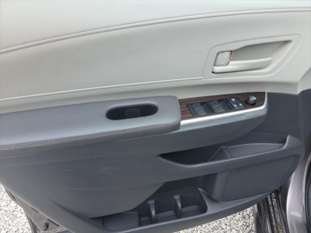 2023 Toyota Sienna LE 8 Passenger