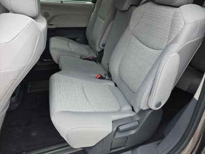 2023 Toyota Sienna LE 8 Passenger
