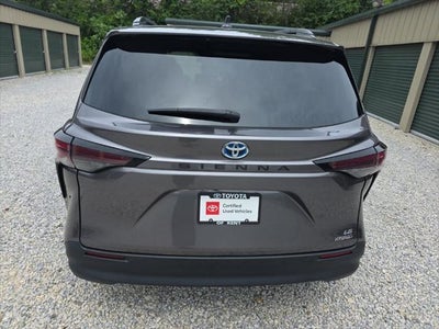 2023 Toyota Sienna LE 8 Passenger