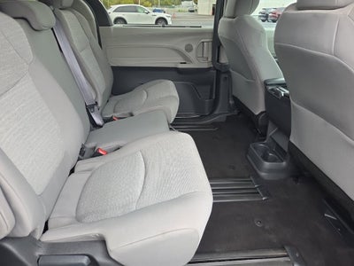 2024 Toyota Sienna LE 8 Passenger