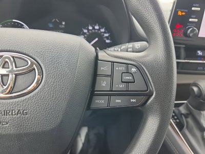 2024 Toyota Sienna LE 8 Passenger