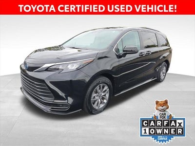 2024 Toyota Sienna LE 8 Passenger