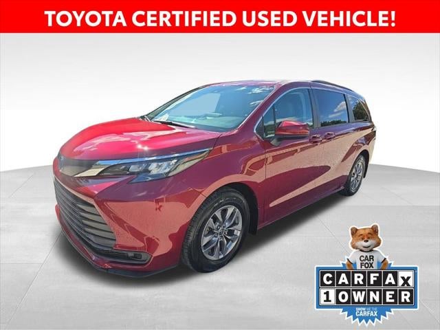 2024 Toyota Sienna LE 8 Passenger